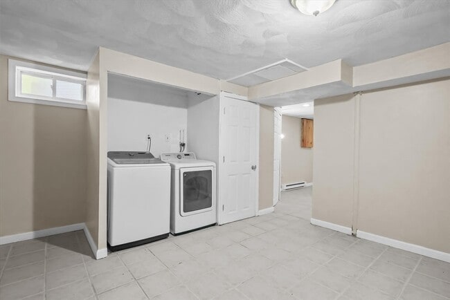 Building Photo - 61 Kathy Dr