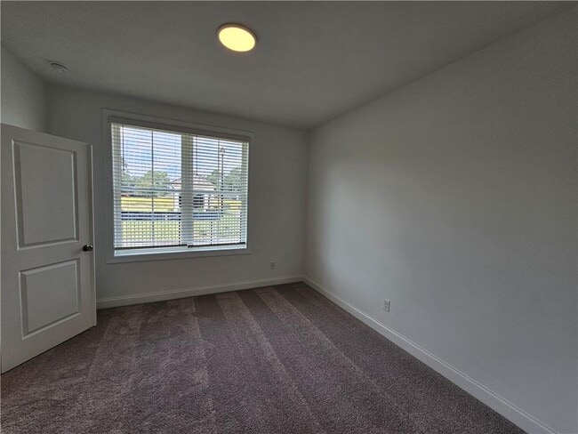 Building Photo - 500 Healy Dr