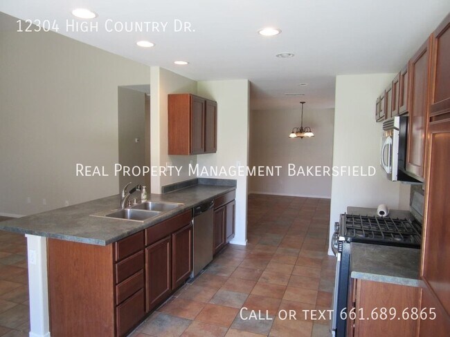 Building Photo - 12304 High Country Dr