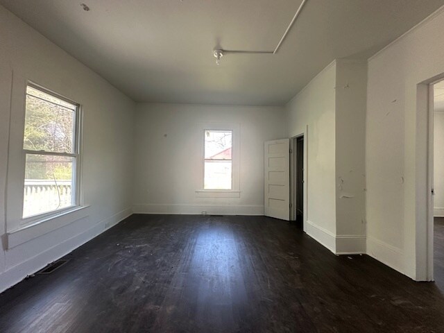 Building Photo - 5316 Old Walkertown Rd