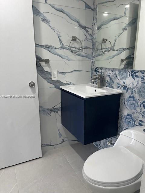 Building Photo - 1800 NW 24th Ave