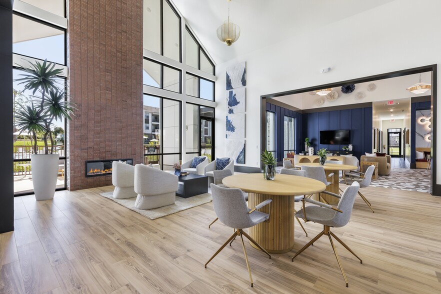 Primary Photo - The Bower