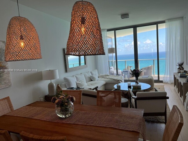Building Photo - 15701 Collins Ave
