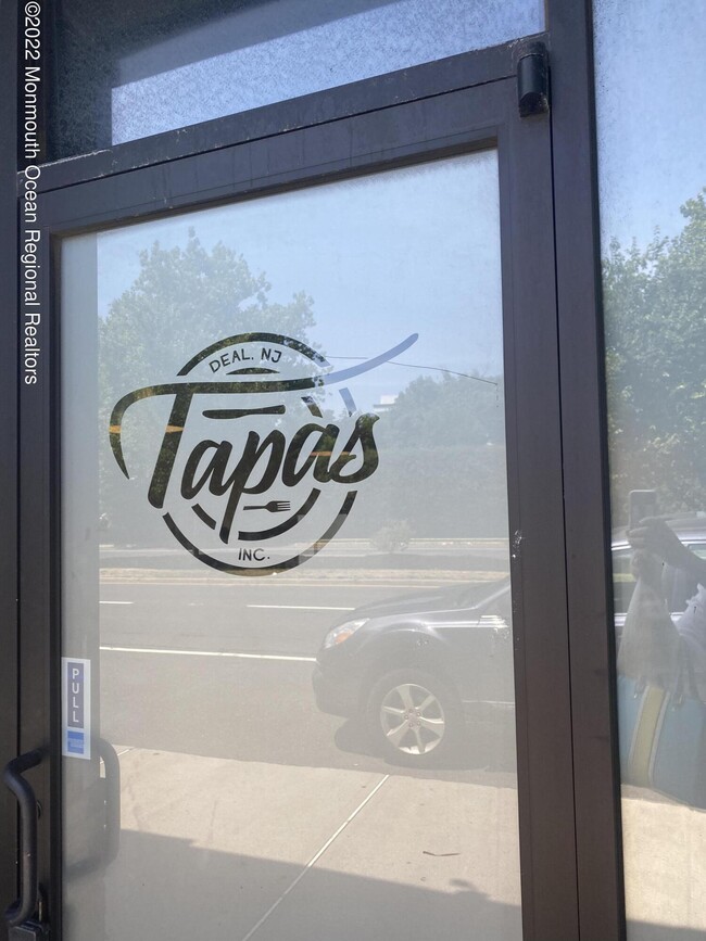 Building Photo - 7 Cambell Ct