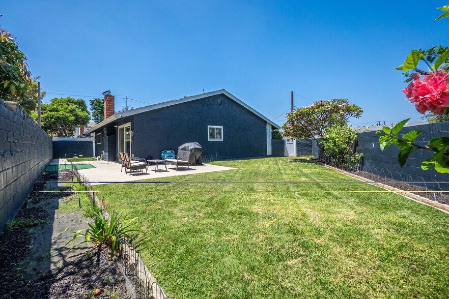 Building Photo - 15634 Wharff Ln