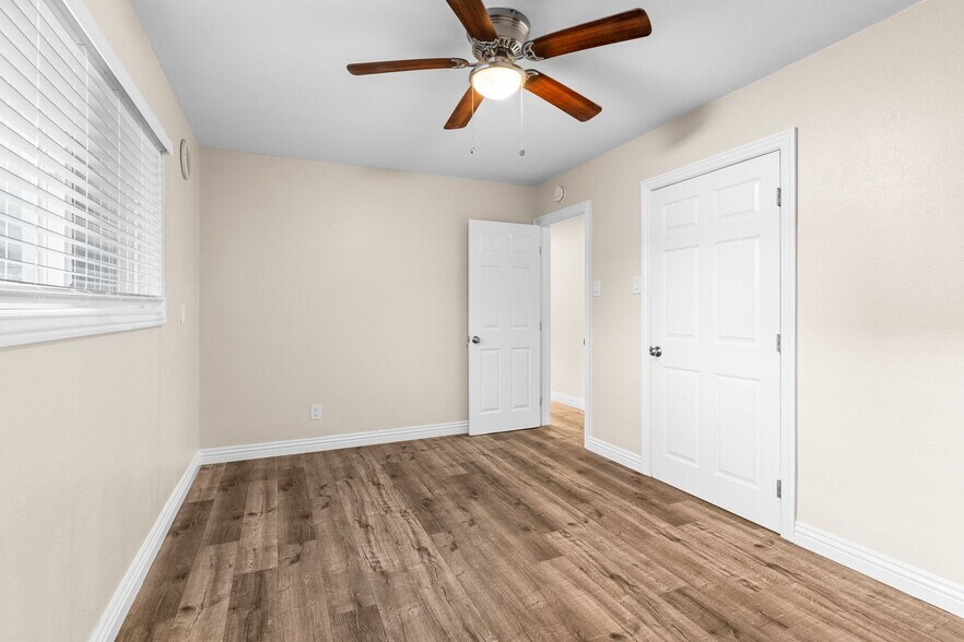 Building Photo - 1831 Lime Ave