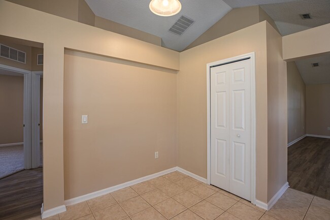 Building Photo - Great Rental in Litchfield at OakLeaf Plan...