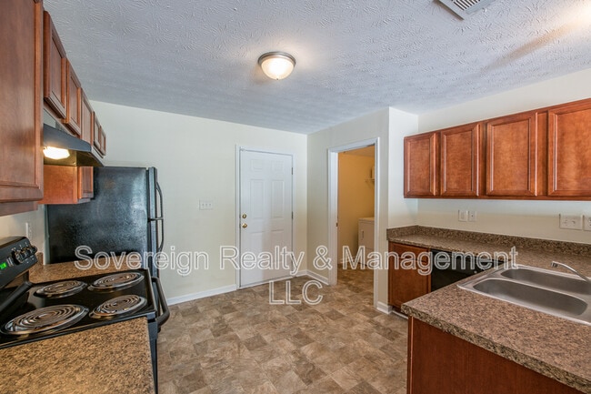 Building Photo - 3716 Harvest Dr