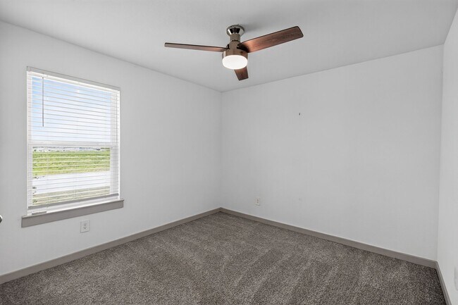 Building Photo - Like-New 4-Bedroom Corner Lot Home with Game Room, Appliances Included & Private Backyard
