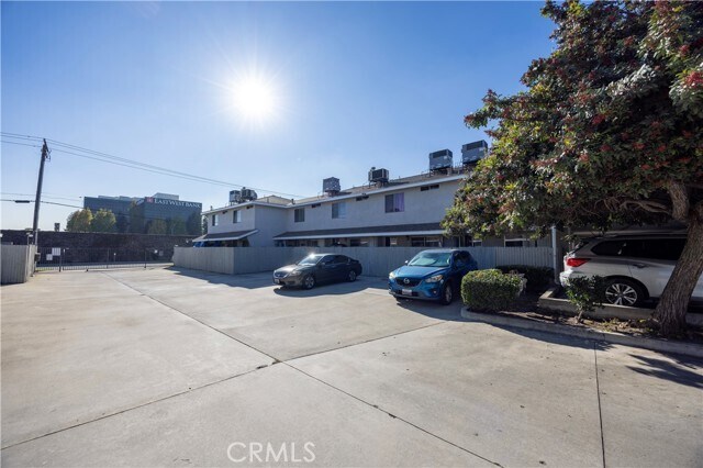 Building Photo - 9307 Ramona Blvd