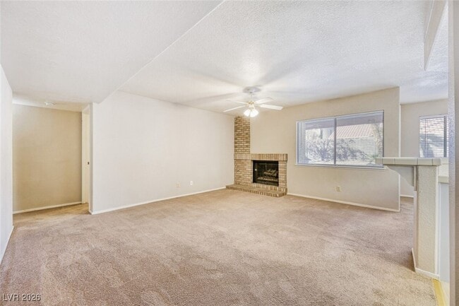 Building Photo - 395 Chadwick Cir