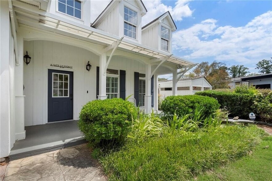 Building Photo - 61 View Point Dr