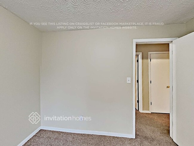 Building Photo - 4968 Turtle Summit