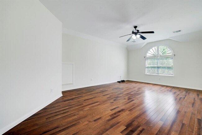 Building Photo - 5630 Ballina Canyon Ln