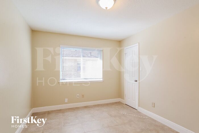 Building Photo - 7259 Lost Fable Ln