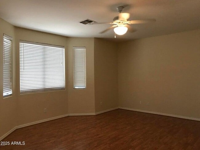 Building Photo - 16804 W Northampton Rd