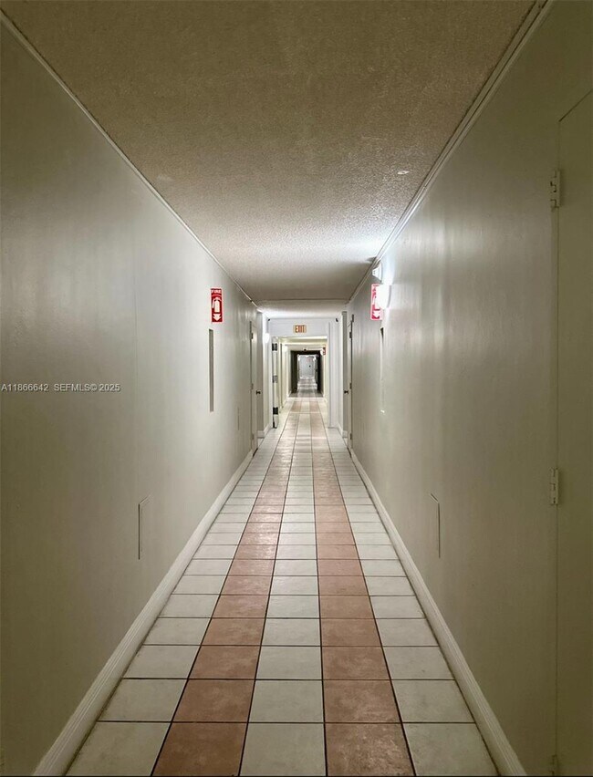 Building Photo - 7135 Collins Ave