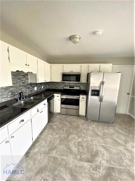 Building Photo - 1758 Ashton Dr