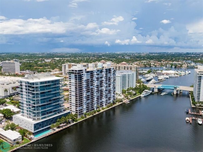 Building Photo - 936 Intracoastal Dr