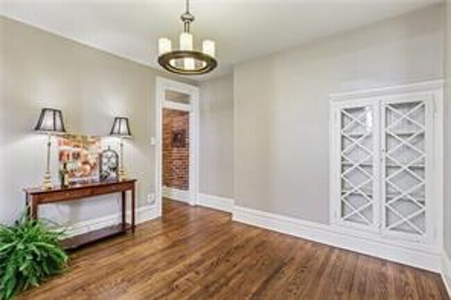 Building Photo - 2 Bedroom Apartment in the Historic Mexican War Streets