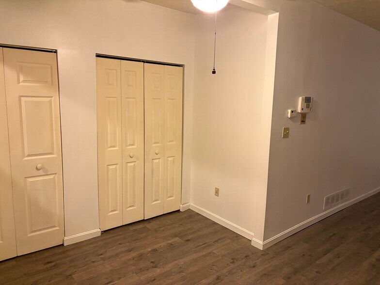 Building Photo - 306 Jacksonia St