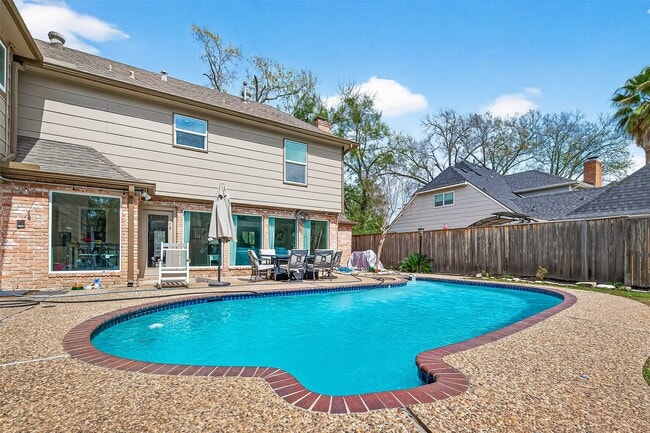 Building Photo - 15843 Foxgate Rd