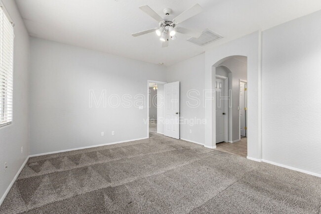 Building Photo - 18545 W Paseo Way