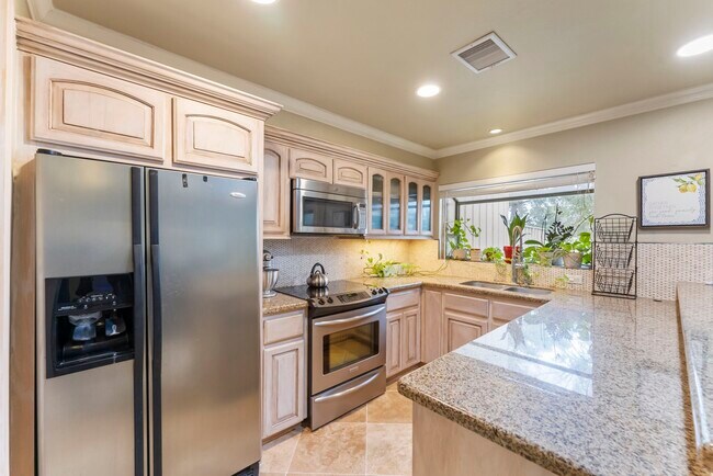 Building Photo - 2209 W Settler's Way