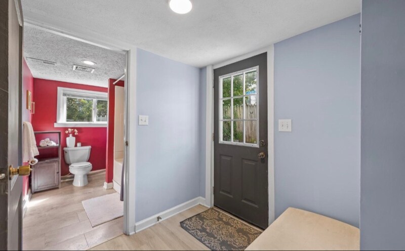 Building Photo - 1206 10th St