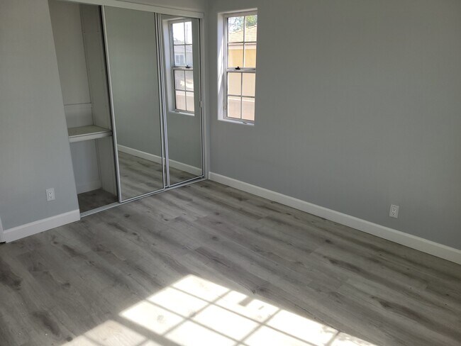Guest room #1 - 17449 Martha St