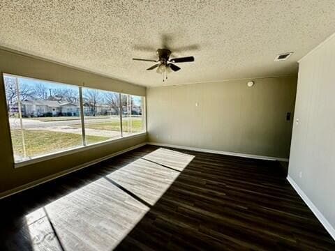 Building Photo - 3814 33rd St