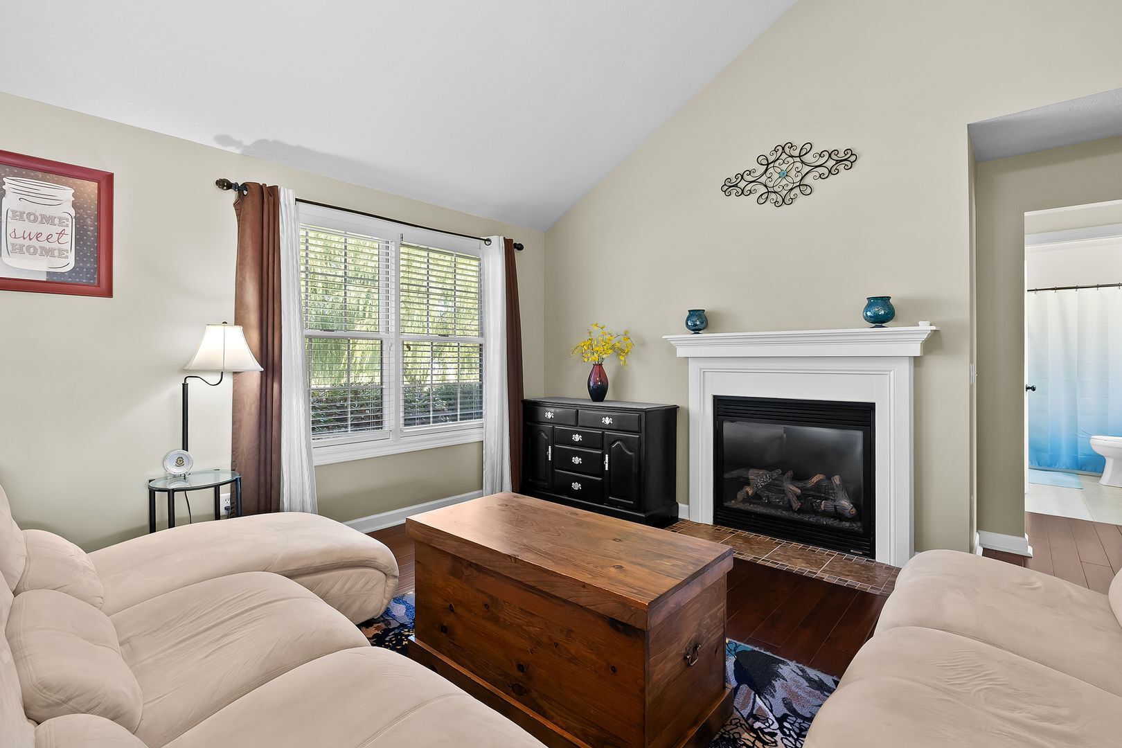 Building Photo - 24359 Vargas