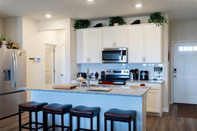 Building Photo - 225 Texas Agate Dr