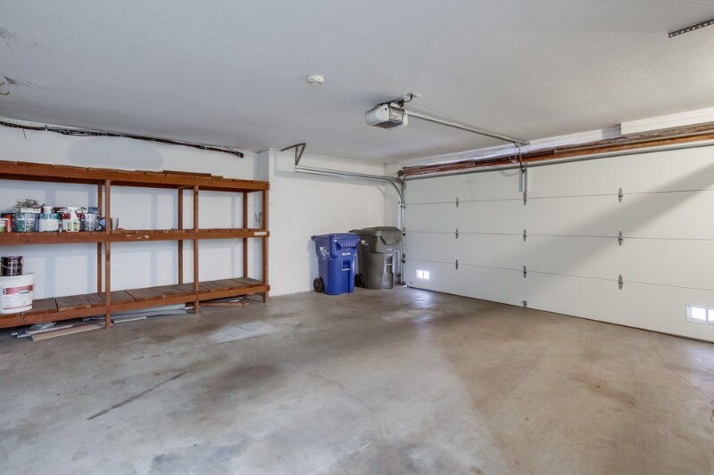 Building Photo - 3906 Voltaire St