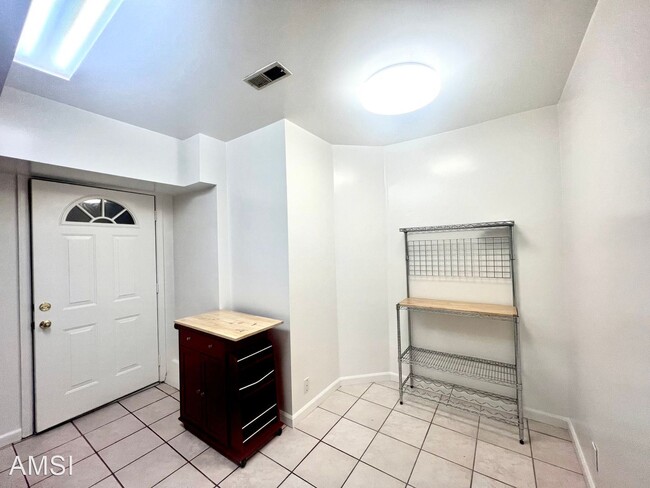 Building Photo - 1 br, 1 bath House - 4116 Balboa Street  #A