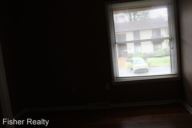 Building Photo - 3 br, 2 bath House - 37 Shepard Square #101
