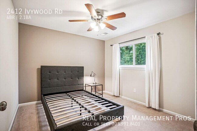 Building Photo - 2412 Ivywood Rd