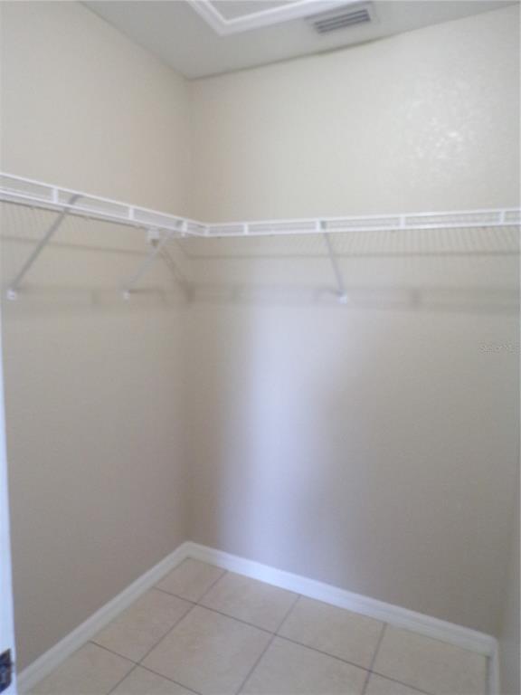 Building Photo - 385 Sunflower St