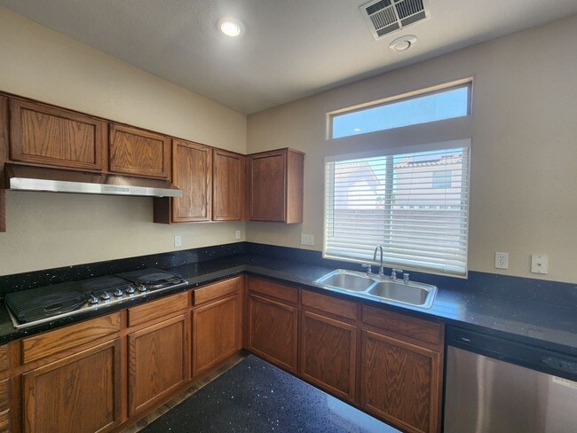 Building Photo - 7748 Cascade Bluffs Ct