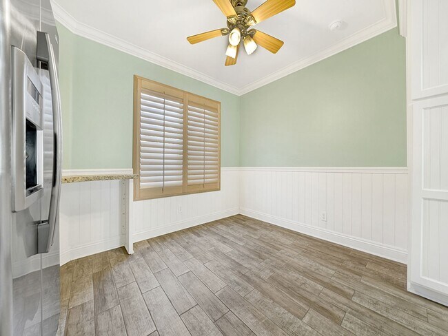 Building Photo - Prime San Clemente 3 Bedroom / 2.5 Bathroo...