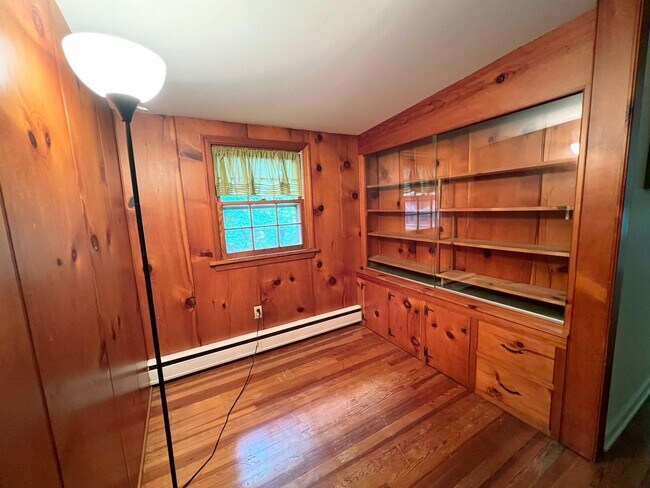 Building Photo - 51 Elfman Dr