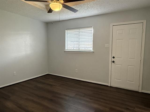 Building Photo - 3416 Lillie St