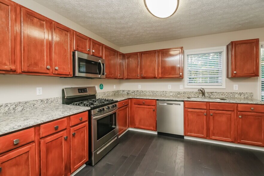 Building Photo - 369 Kades Cove Dr