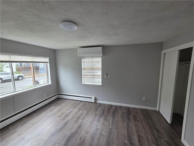 Building Photo - 15 Barrows Street UNIT C