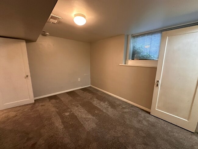 Building Photo - 1209 E 1700 S