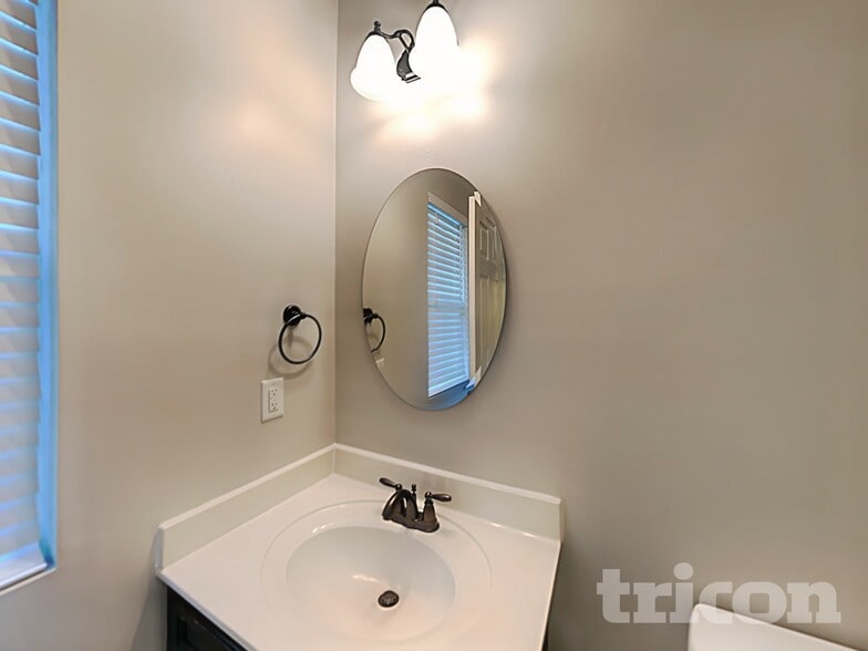 Building Photo - 350 Dunnwood Loop