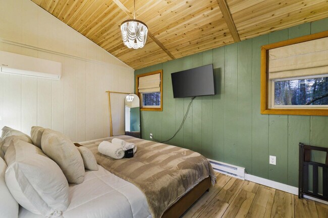 Building Photo - 3145 Ogontz Dr