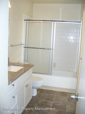 Building Photo - 108 Adobe Ln