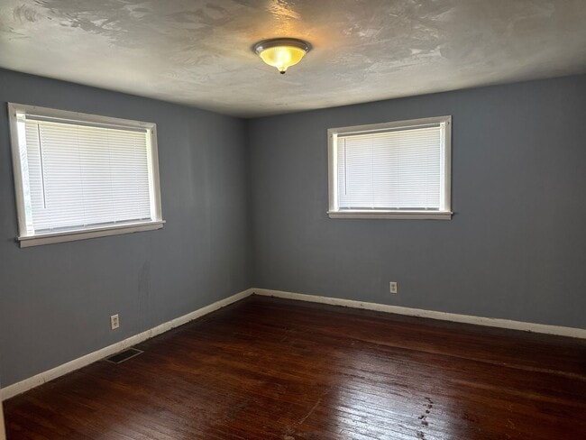 Building Photo - Cornell Duplexes