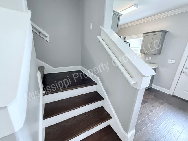 Building Photo - 4BR/4.5BA For Rent